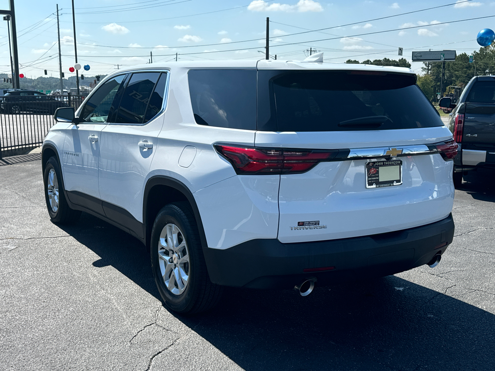 2022 Chevrolet Traverse LS 8