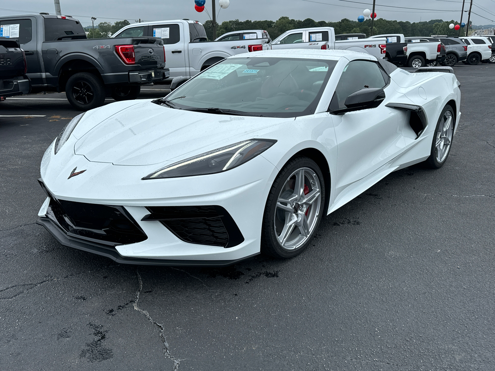 2024 Chevrolet Corvette Stingray 2