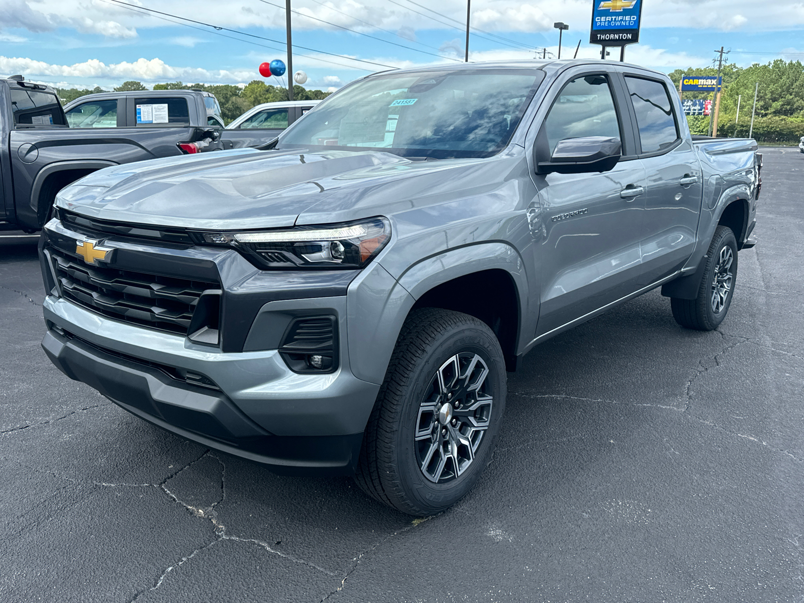 2024 Chevrolet Colorado LT 2