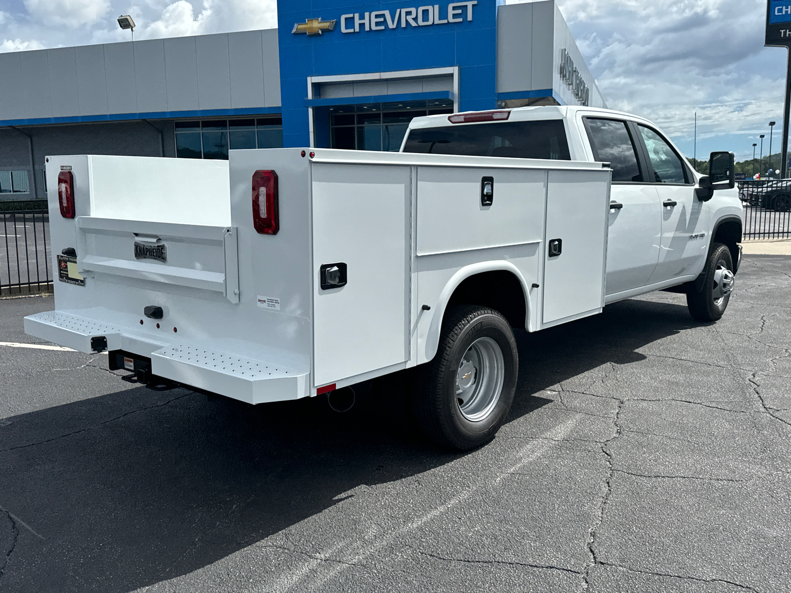 2024 Chevrolet Silverado 3500HD Work Truck 6