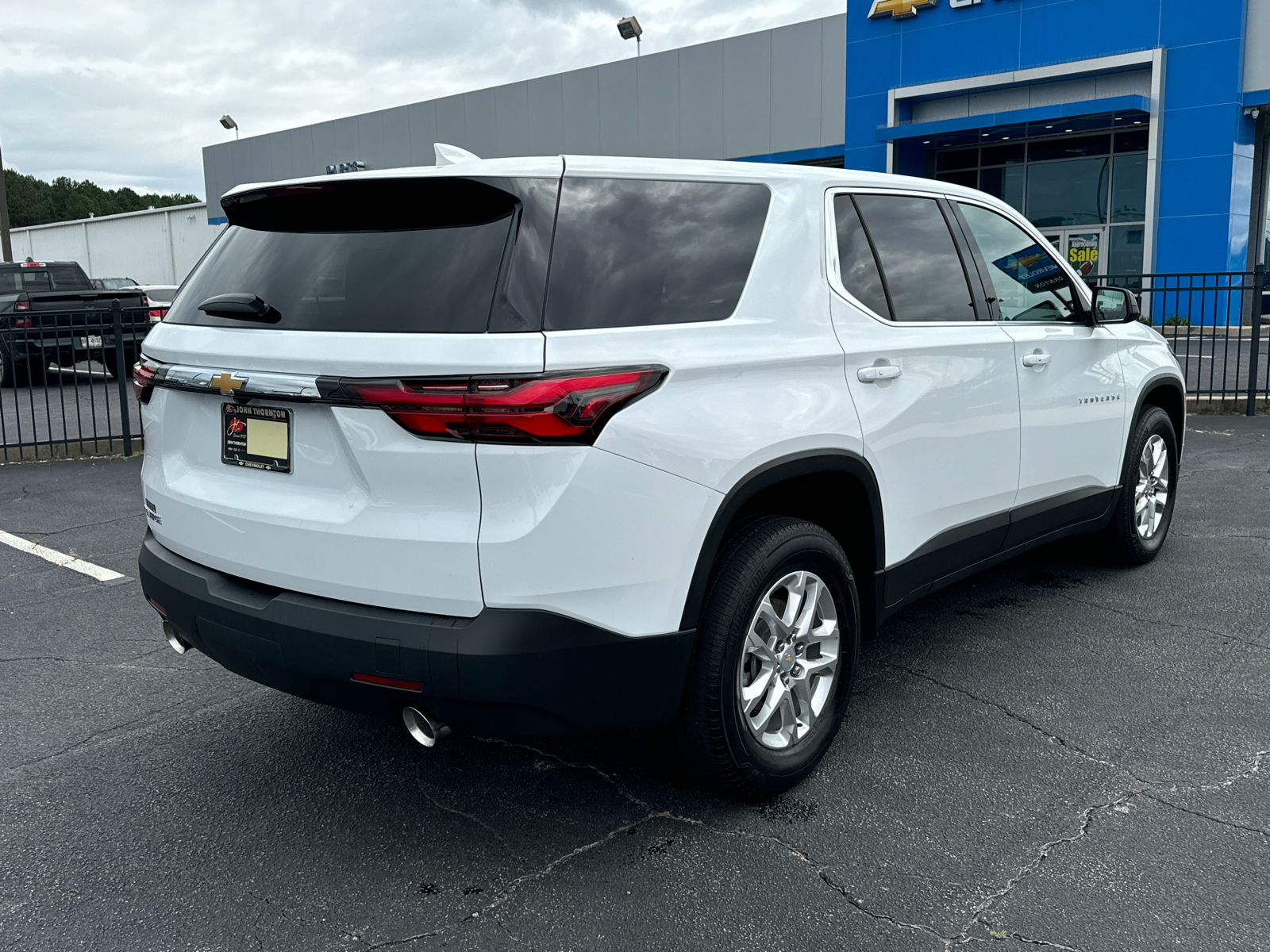 2022 Chevrolet Traverse LS 6