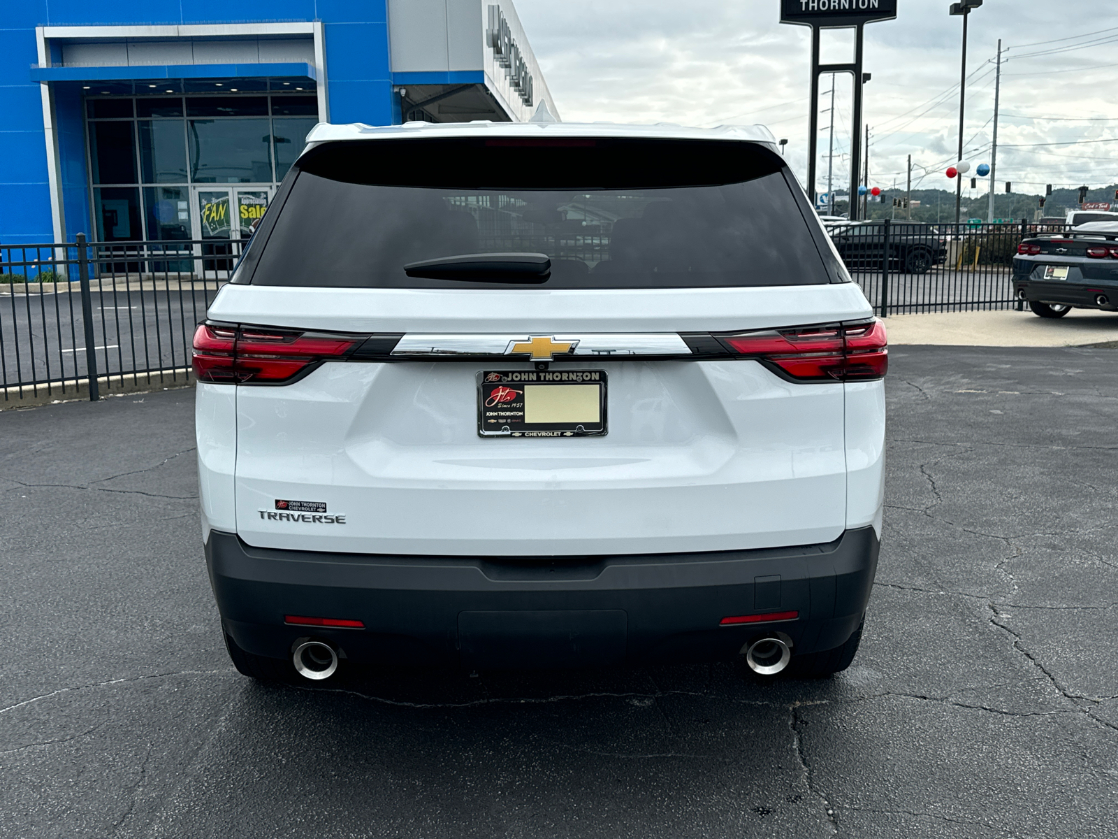 2022 Chevrolet Traverse LS 7