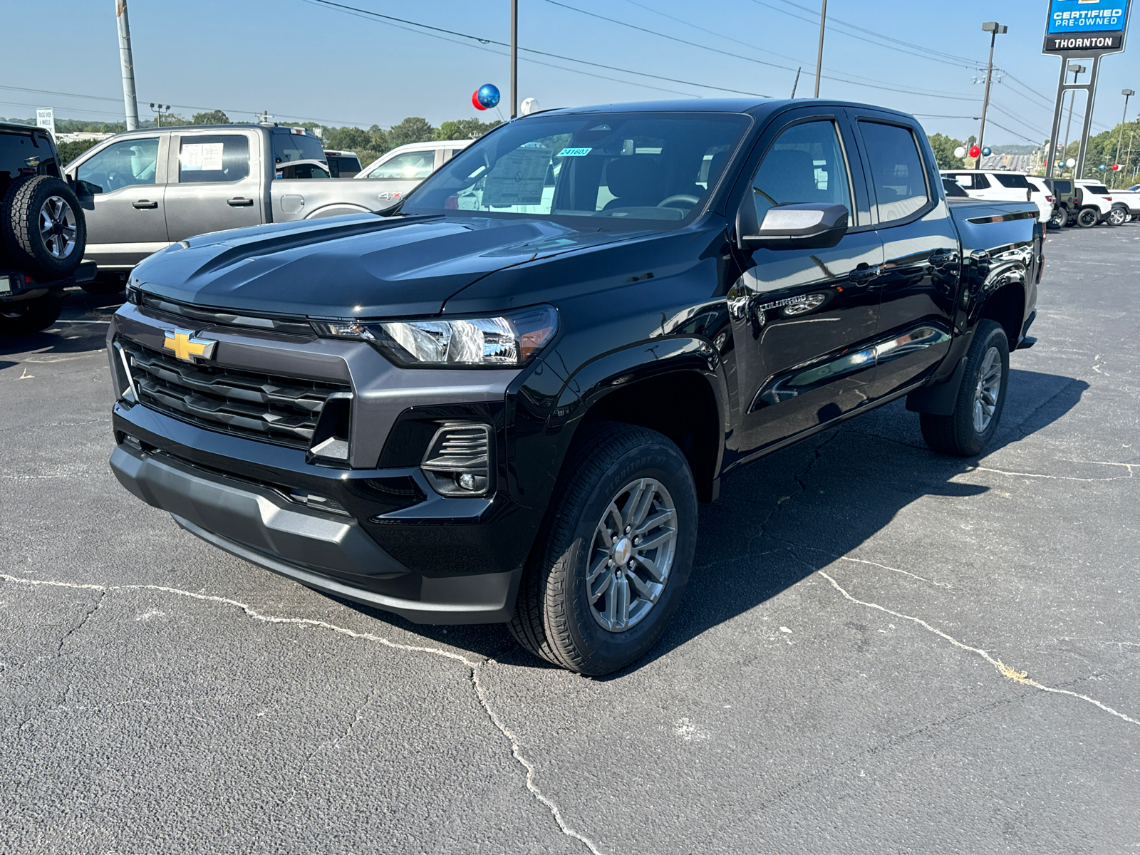 2024 Chevrolet Colorado LT 2