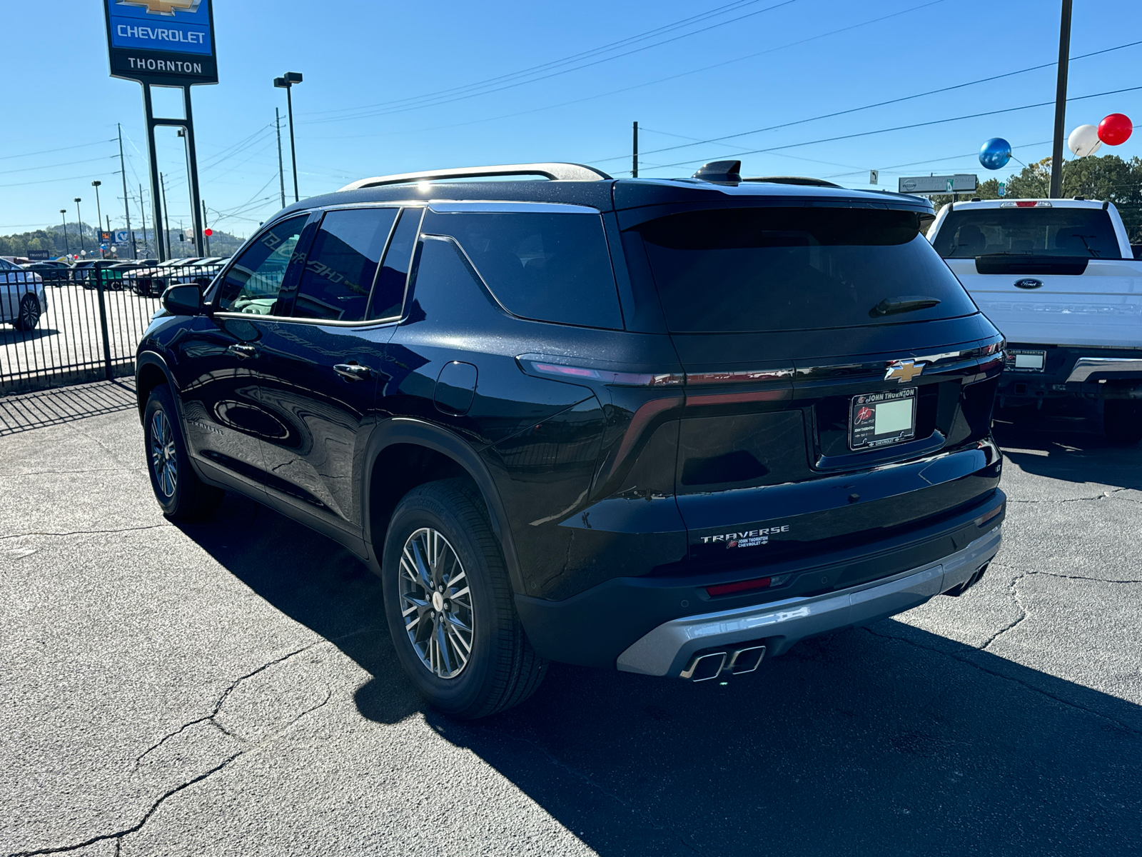 2024 Chevrolet Traverse LT 8