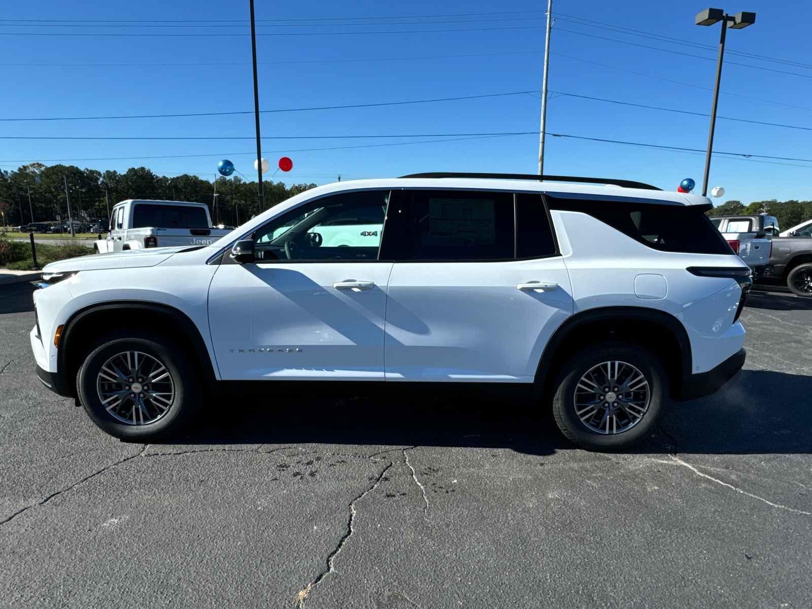 2024 Chevrolet Traverse LT 9