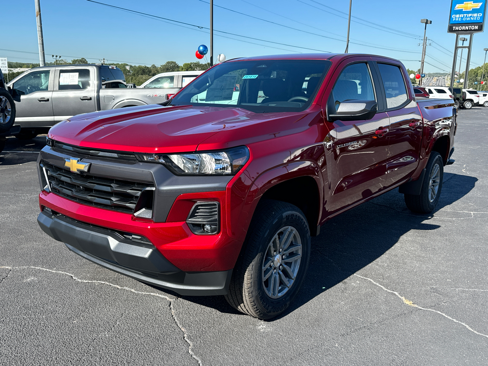 2024 Chevrolet Colorado LT 2