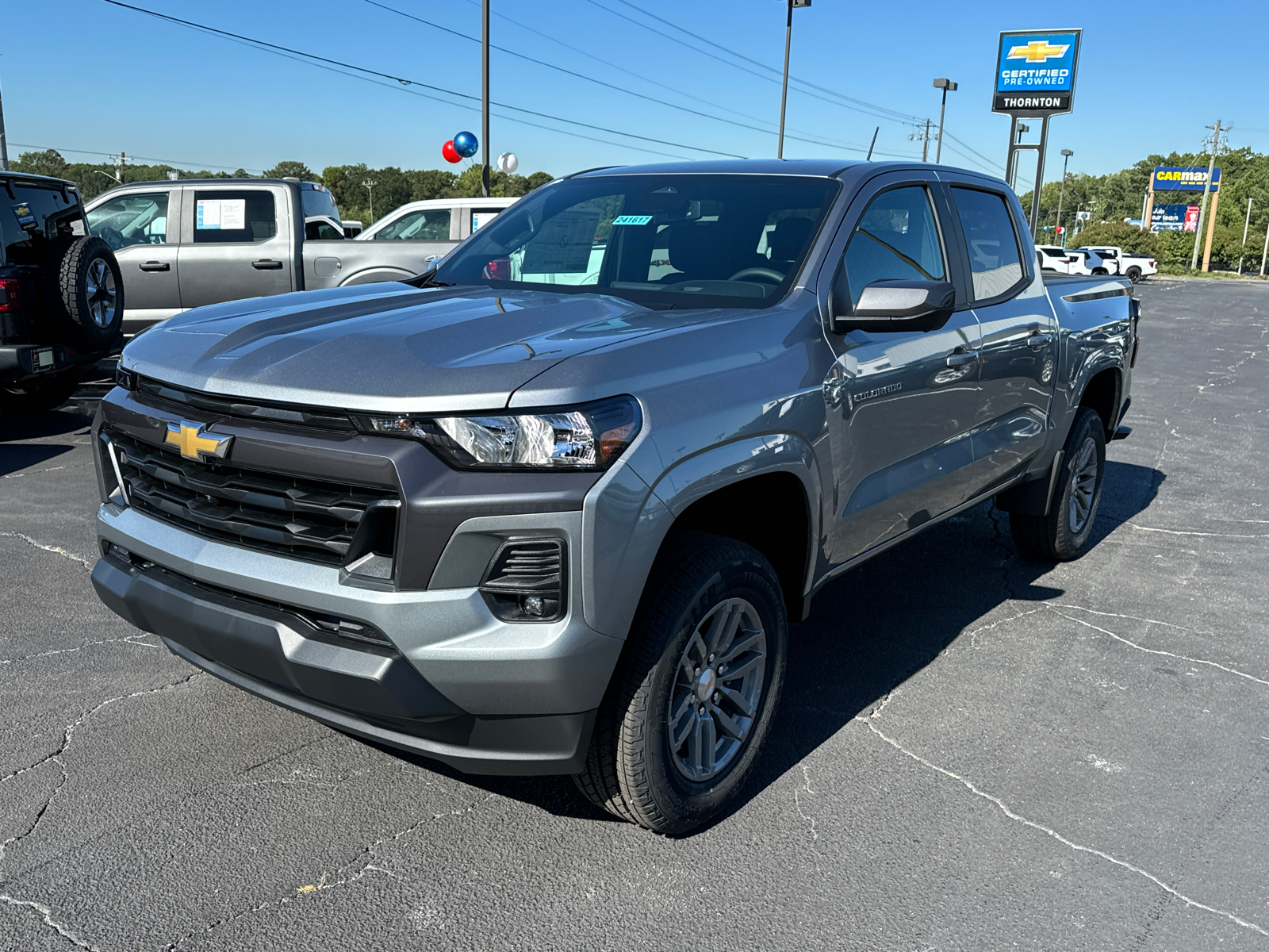 2024 Chevrolet Colorado LT 2