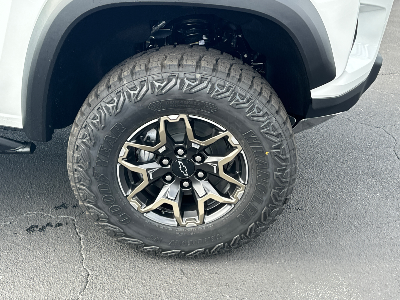 2024 Chevrolet Colorado ZR2 13