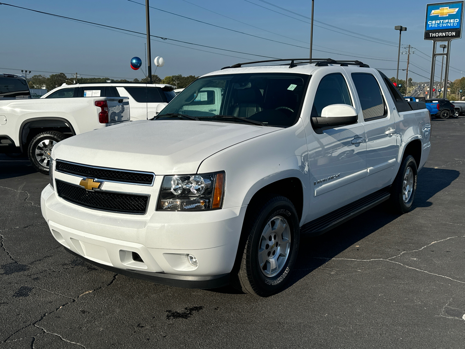 2007 Chevrolet Avalanche 1500 LT 2