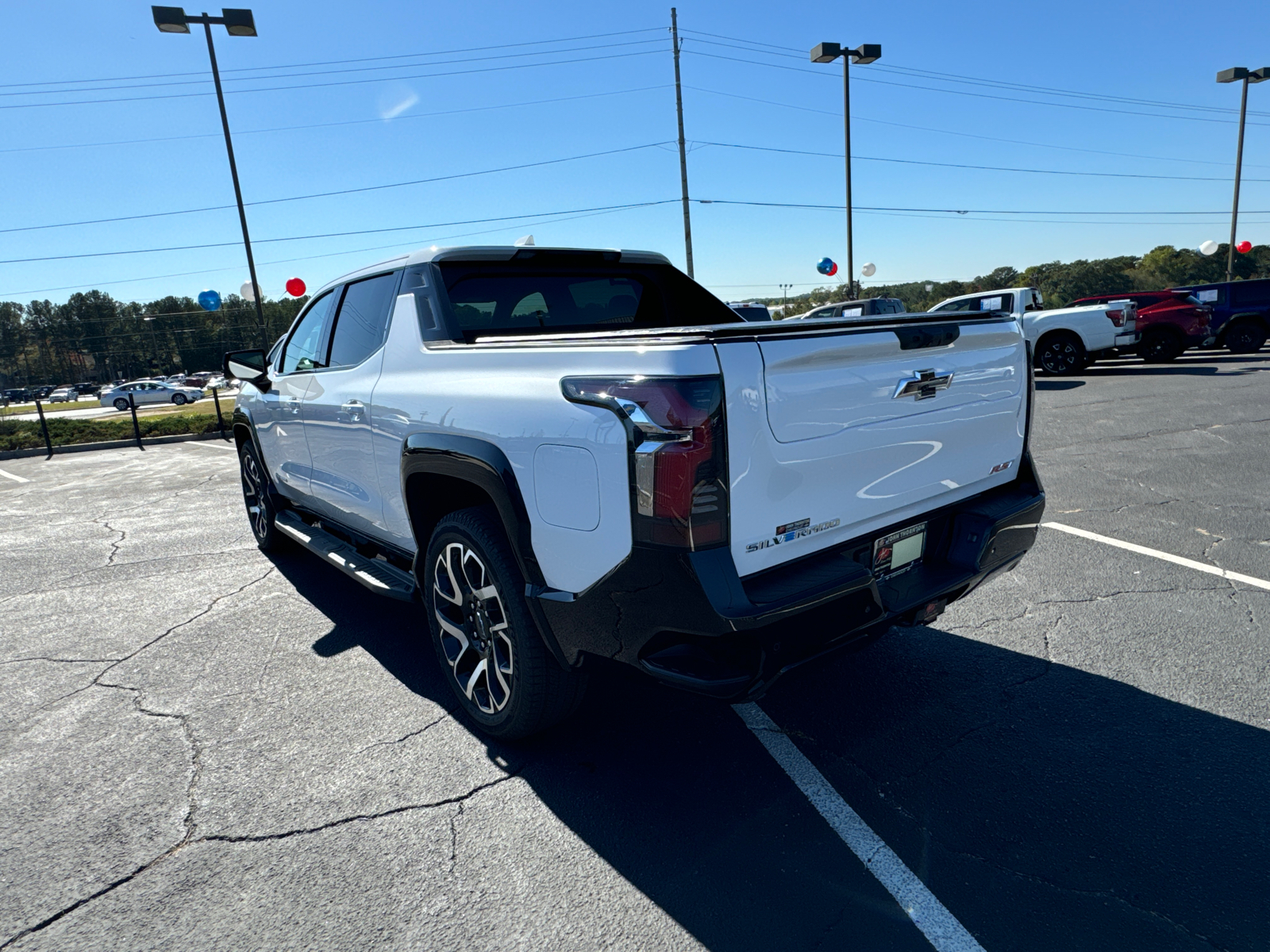 2024 Chevrolet Silverado EV RST 8