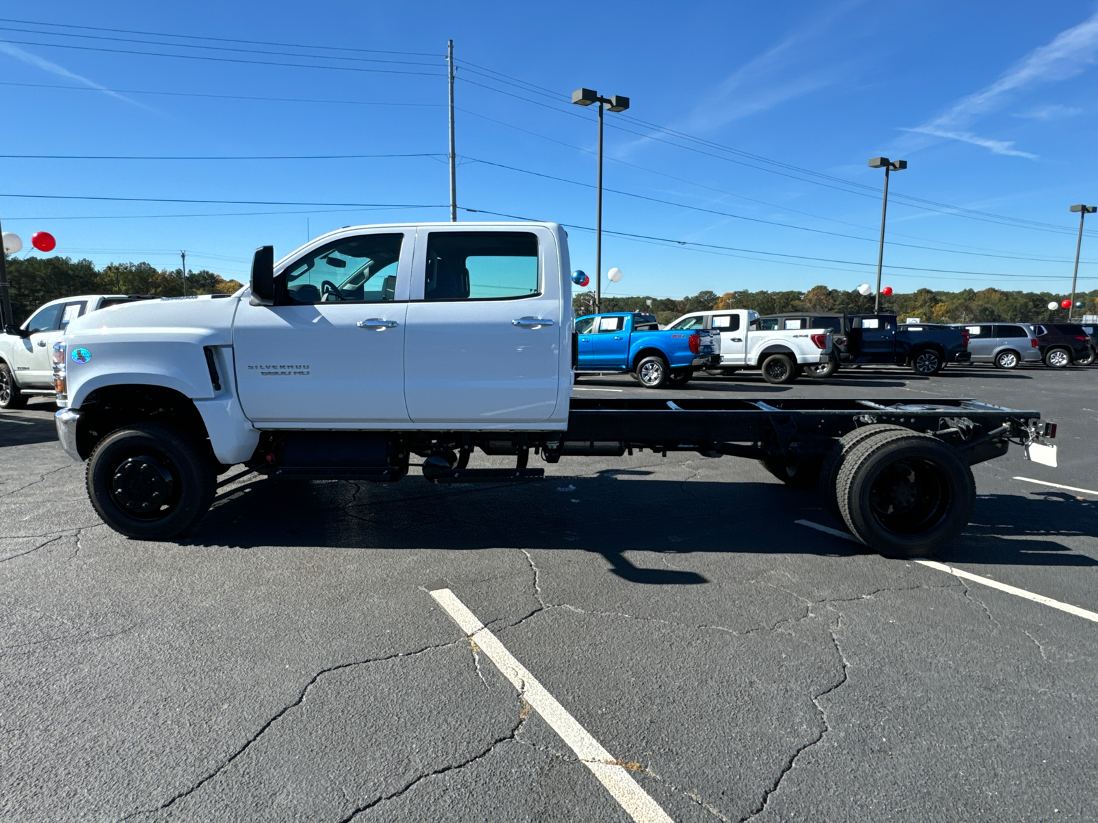 2024 Chevrolet Silverado 4500HD Work Truck 9