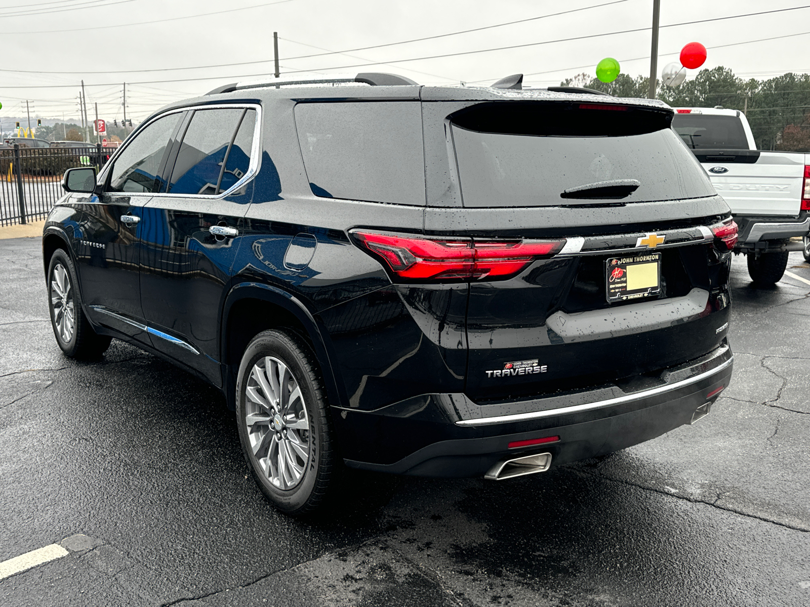 2023 Chevrolet Traverse Premier 8