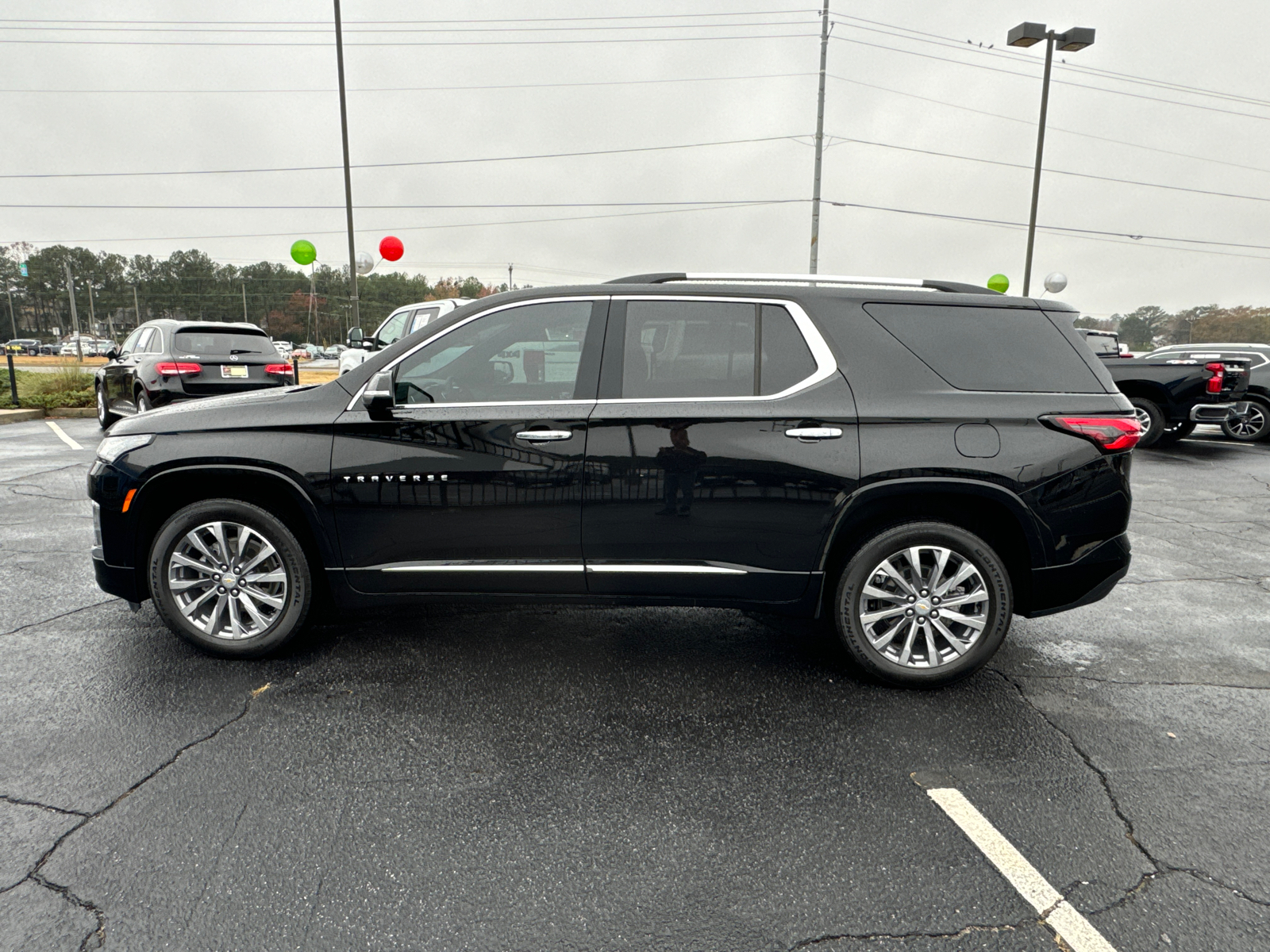 2023 Chevrolet Traverse Premier 9