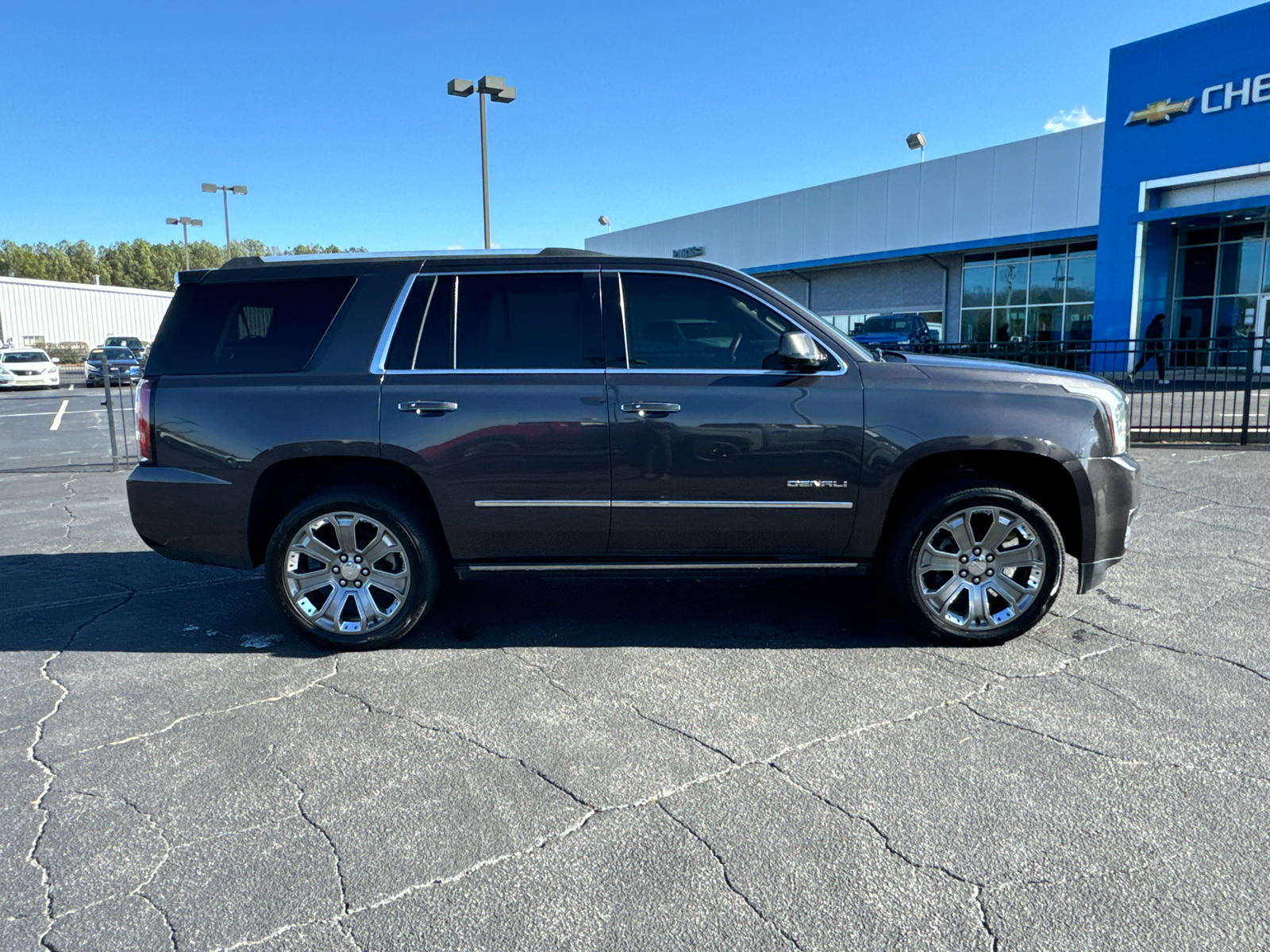 2016 GMC Yukon Denali 5