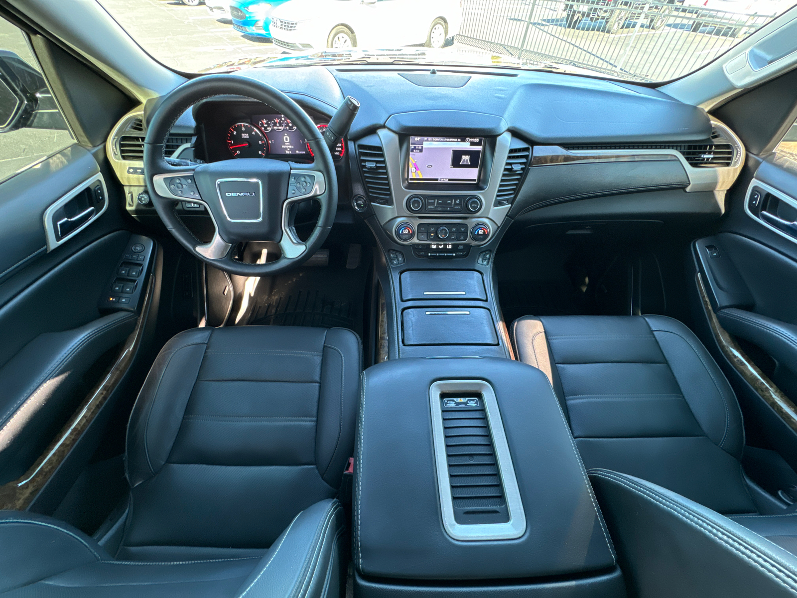 2016 GMC Yukon Denali 28