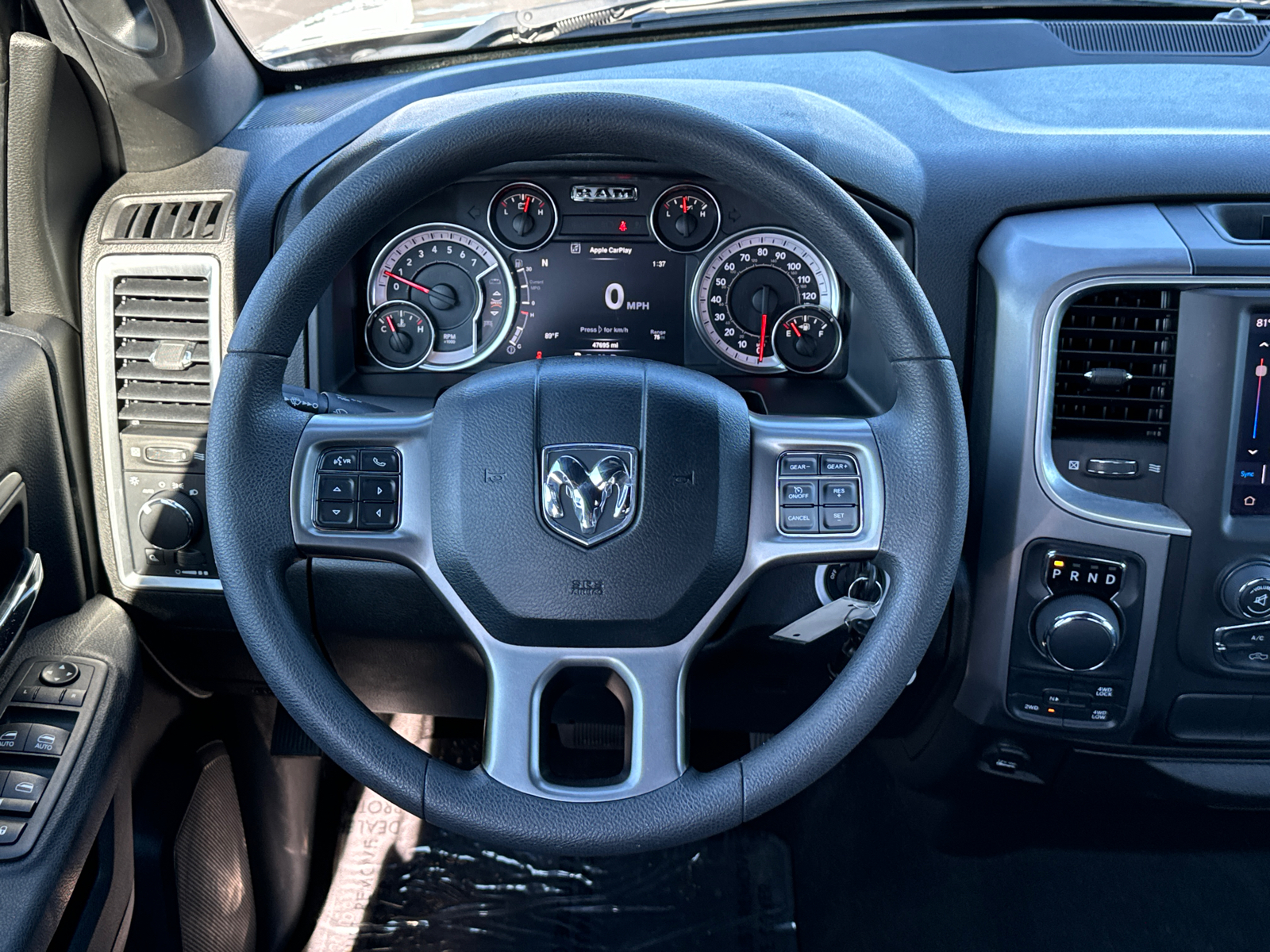 2022 Ram 1500 Classic Warlock 28