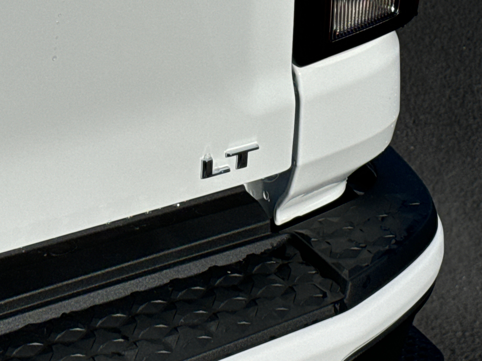 2024 Chevrolet Colorado LT 20