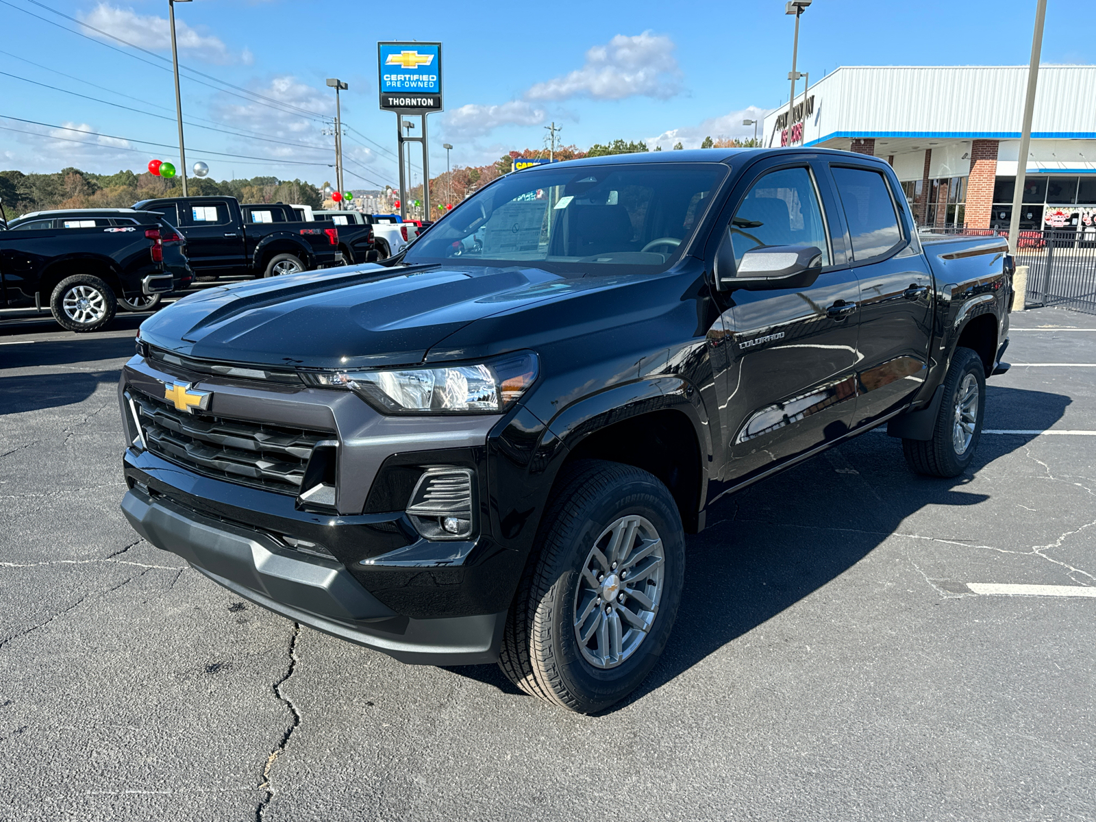 2024 Chevrolet Colorado LT 3