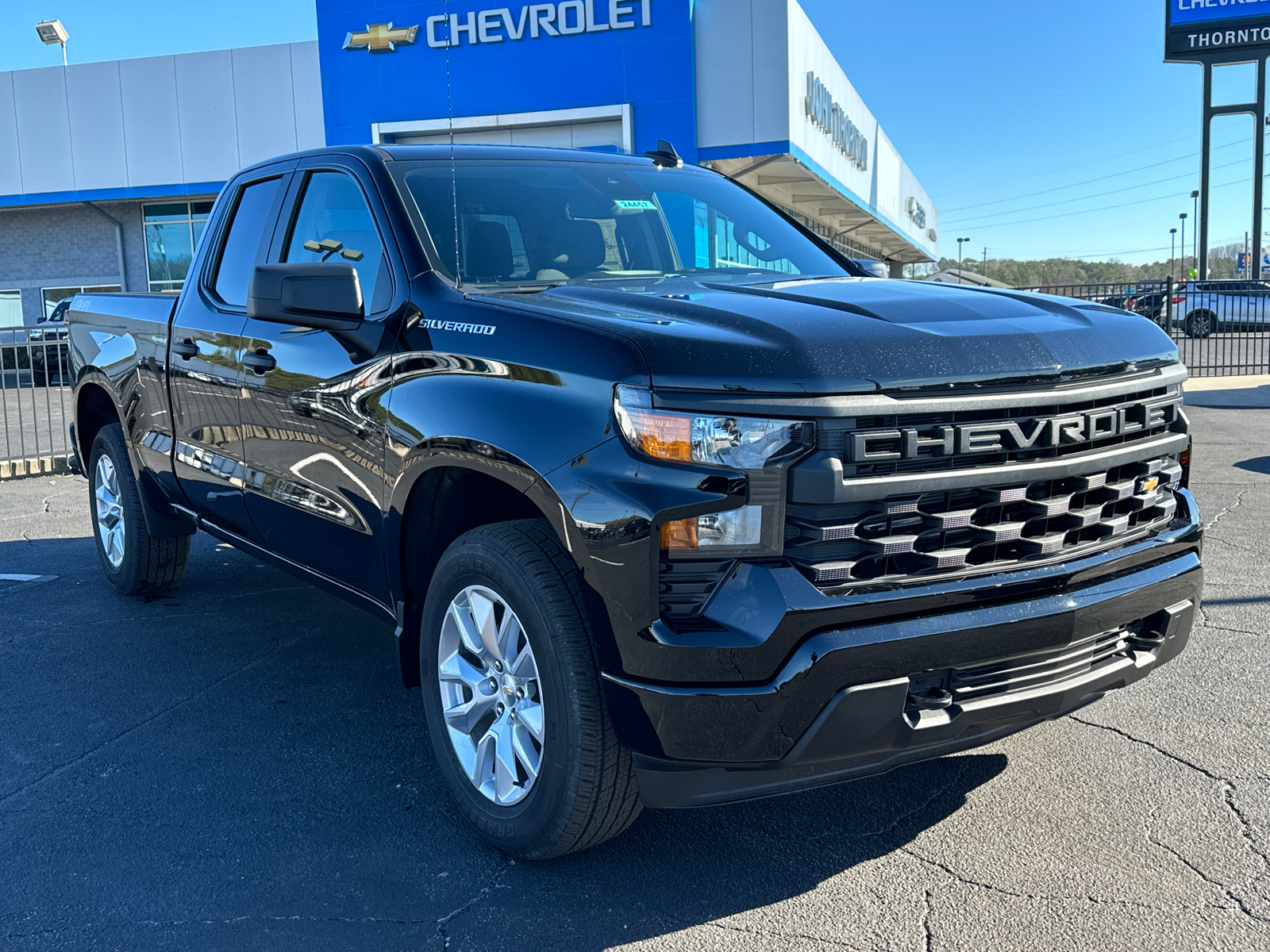 2024 Chevrolet Silverado 1500 Custom 4