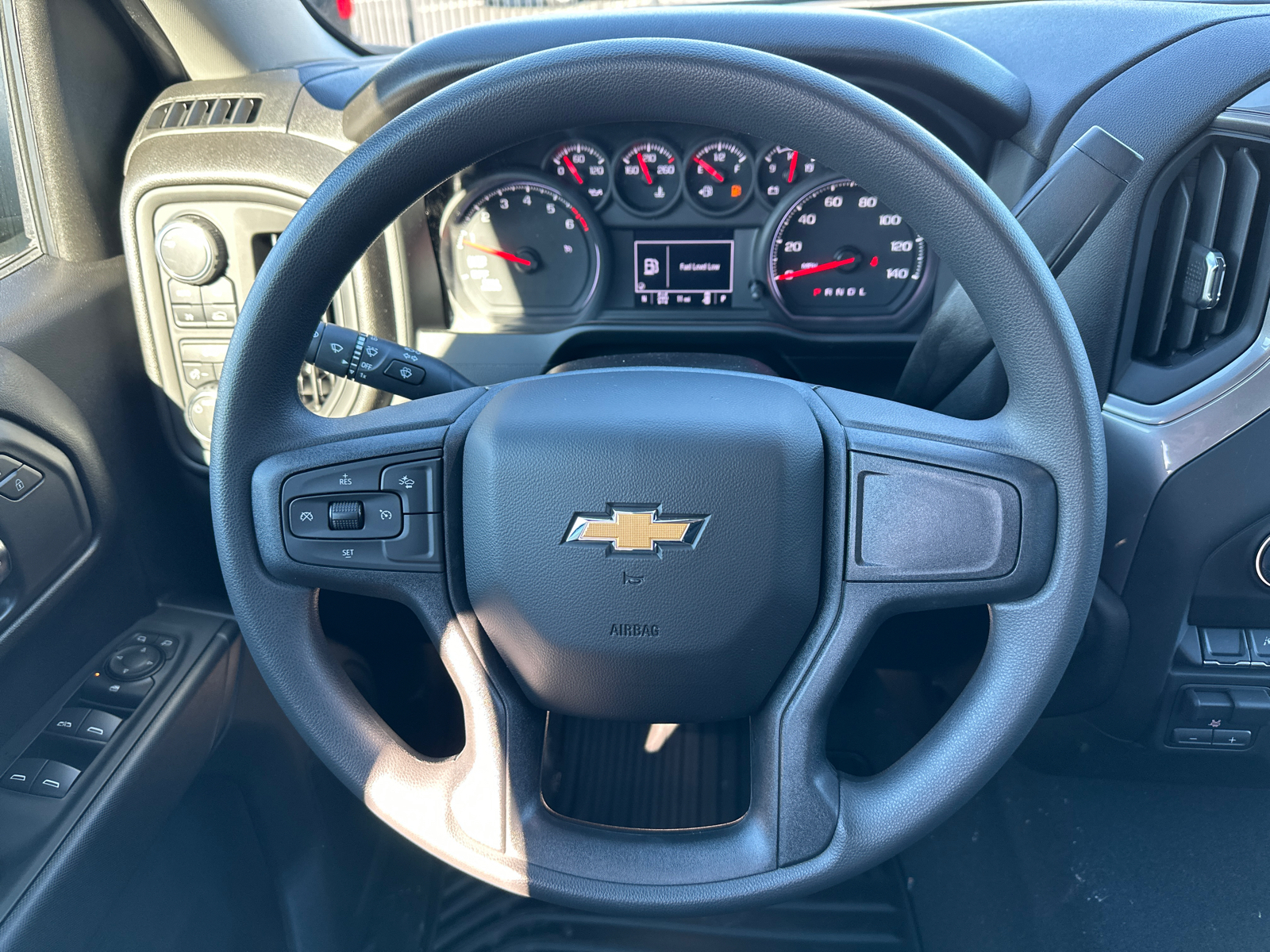 2024 Chevrolet Silverado 1500 Custom 24