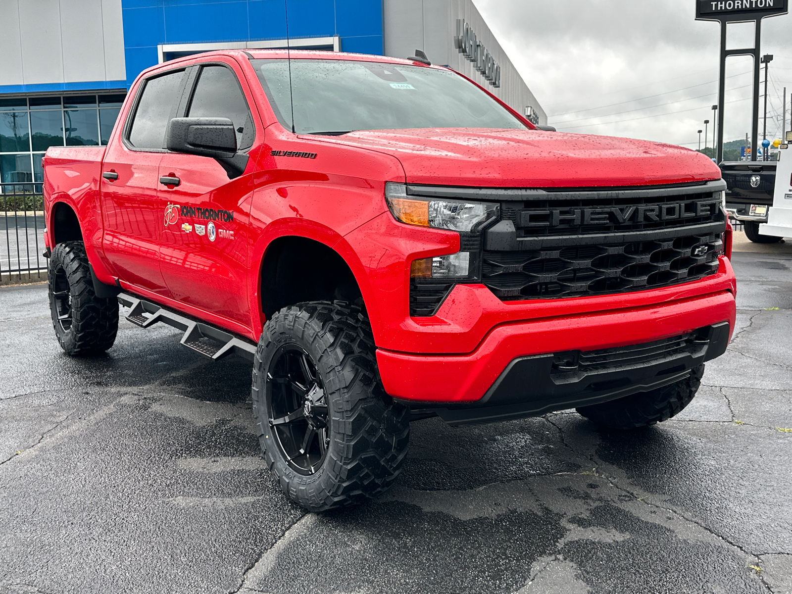 2024 Chevrolet Silverado 1500 Custom 4