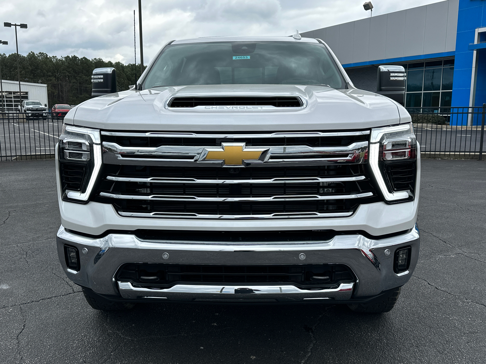 2024 Chevrolet Silverado 2500HD LTZ 3