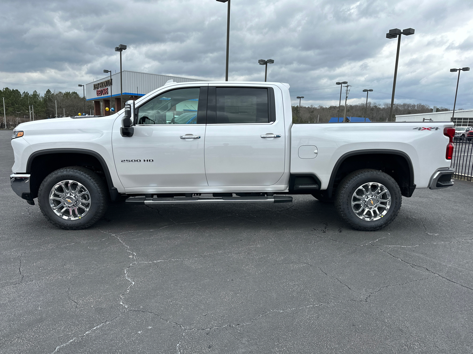 2024 Chevrolet Silverado 2500HD LTZ 9