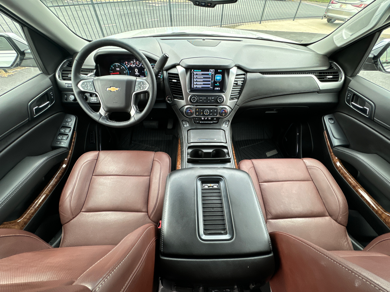 2019 Chevrolet Suburban Premier 26