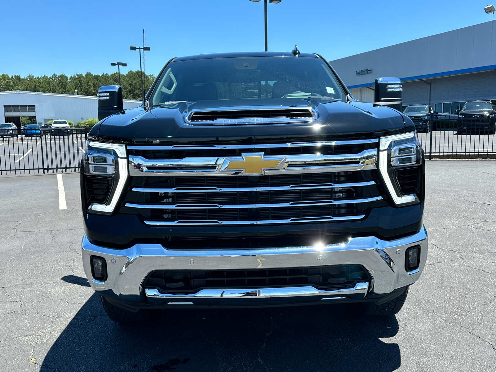 2024 Chevrolet Silverado 2500HD LTZ 3