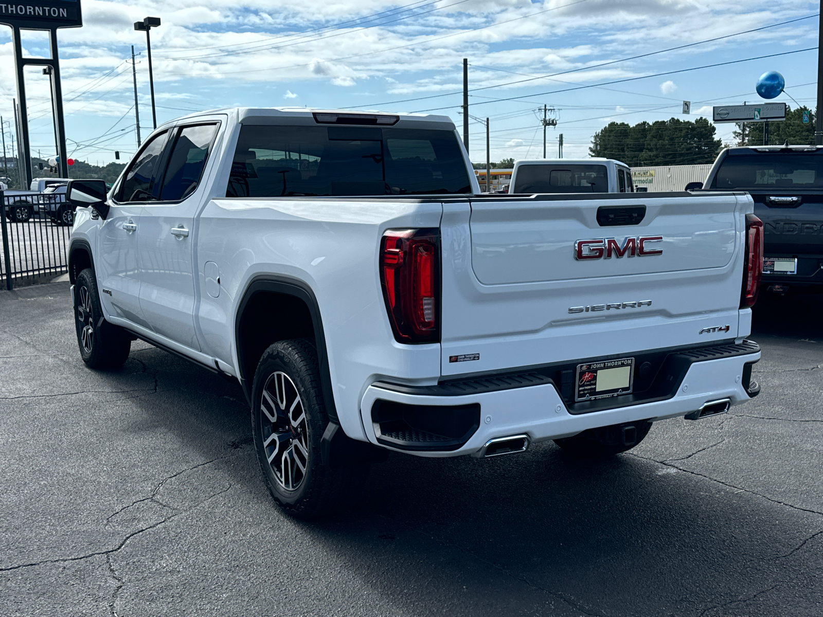 2022 GMC Sierra 1500 AT4 8