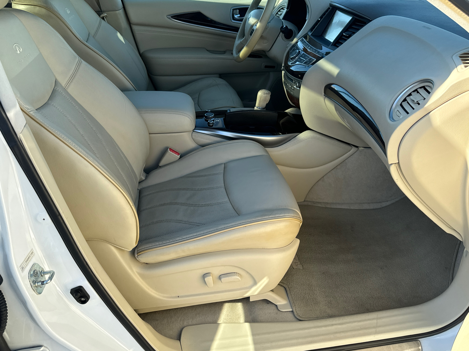 2013 INFINITI JX35 Base 14