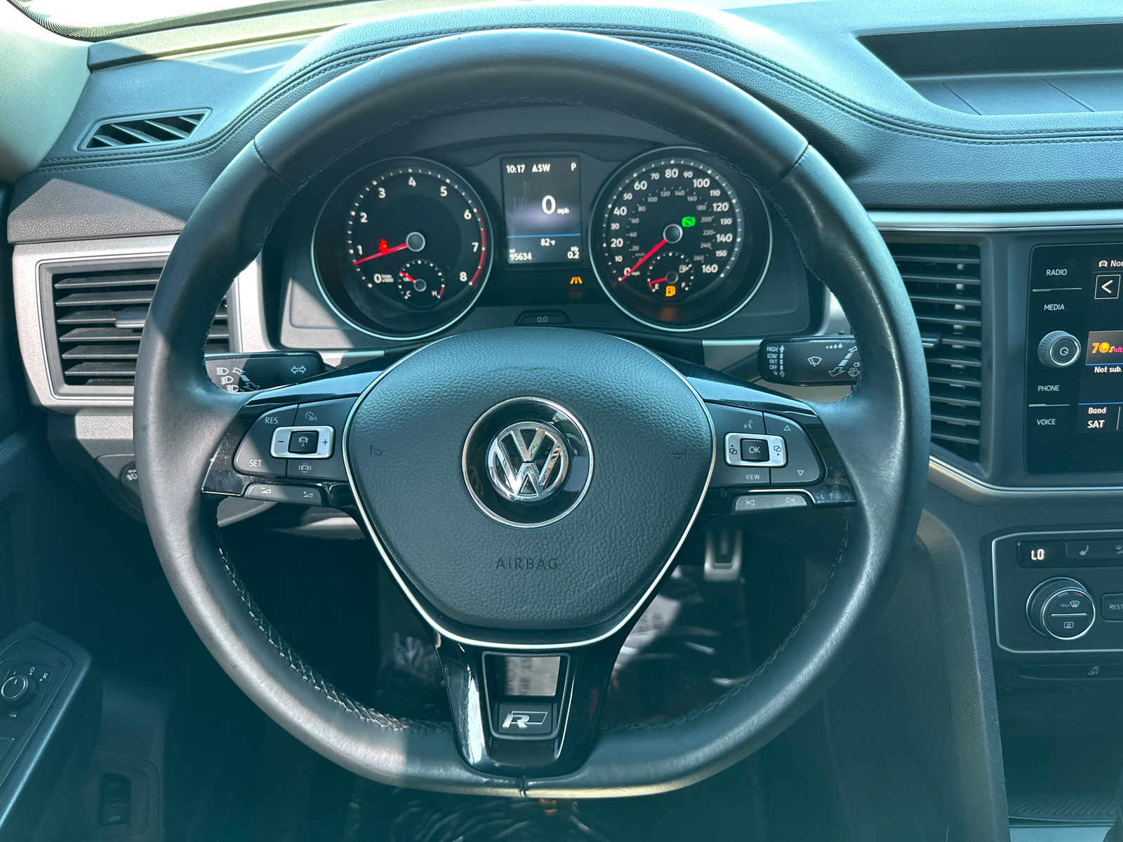 2019 Volkswagen Atlas 3.6L V6 SE 26