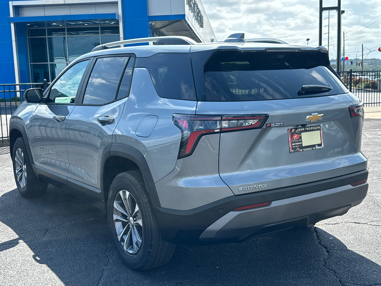 2025 Chevrolet Equinox LT 8