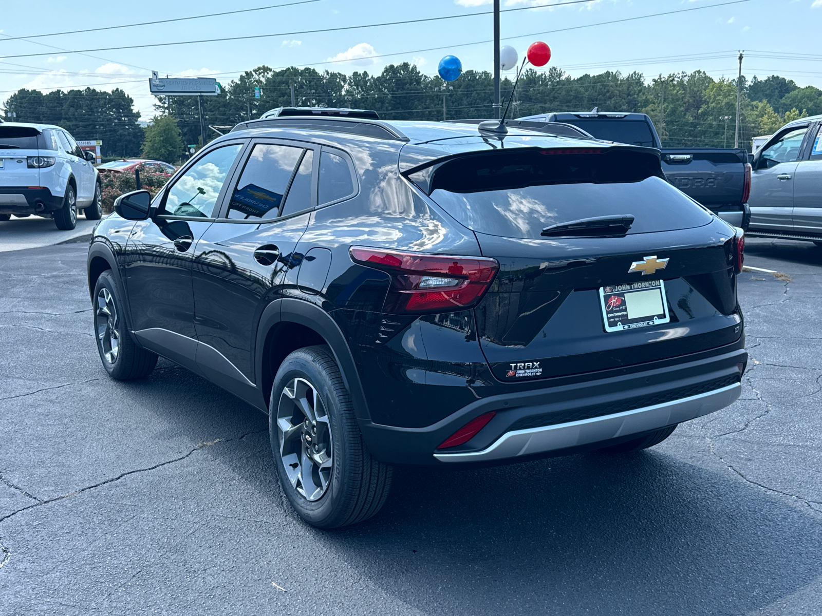 2025 Chevrolet Trax LT 8