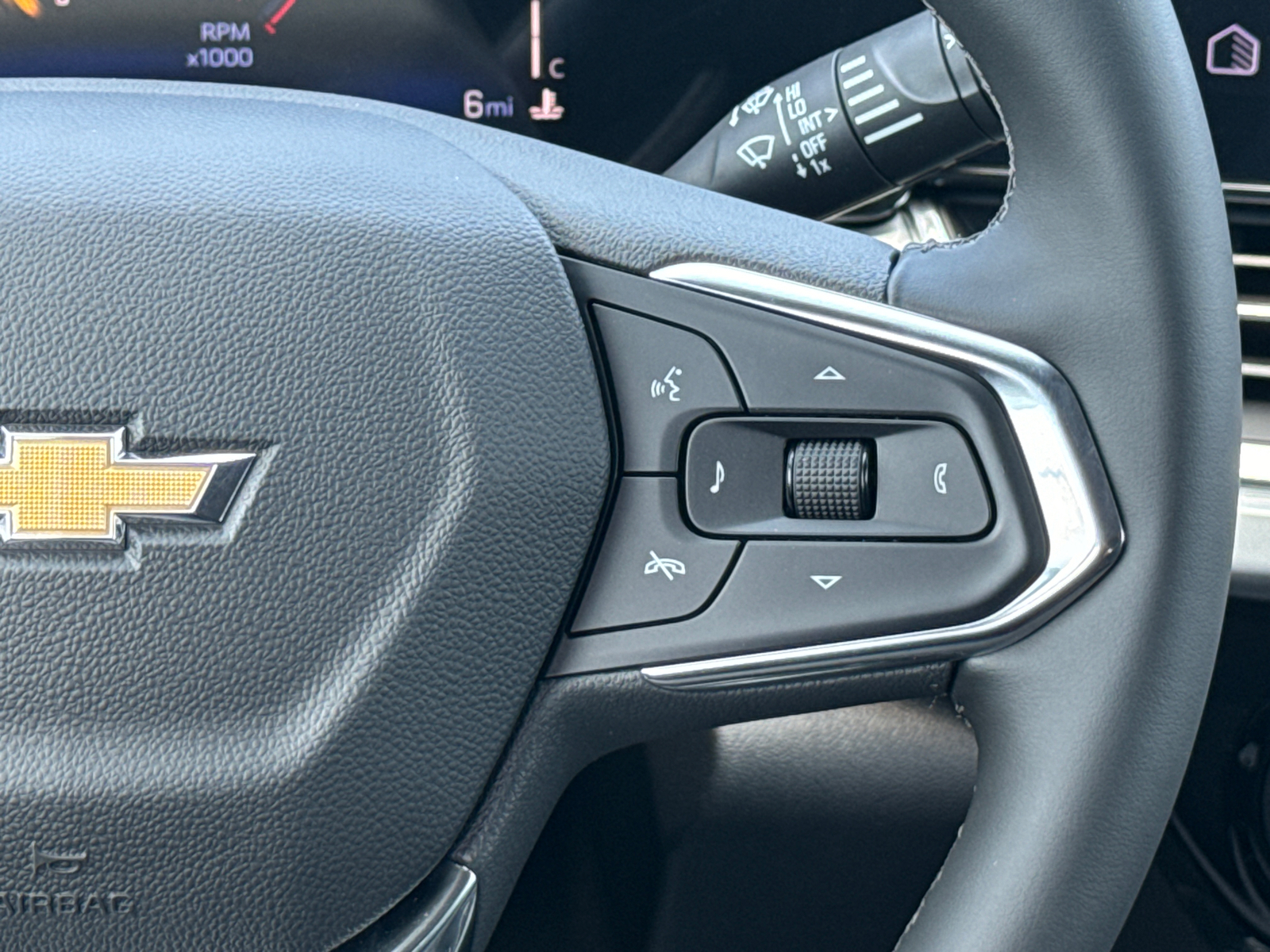 2025 Chevrolet Trax LT 27