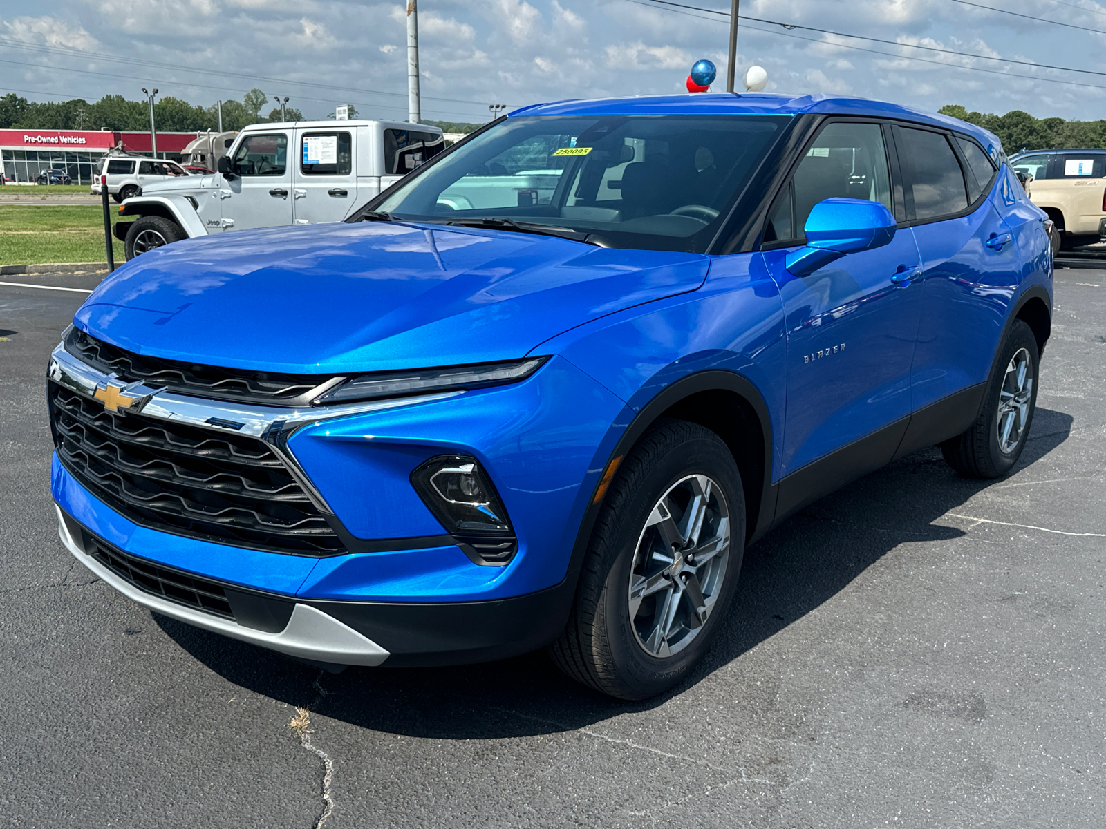 2025 Chevrolet Blazer LT 2