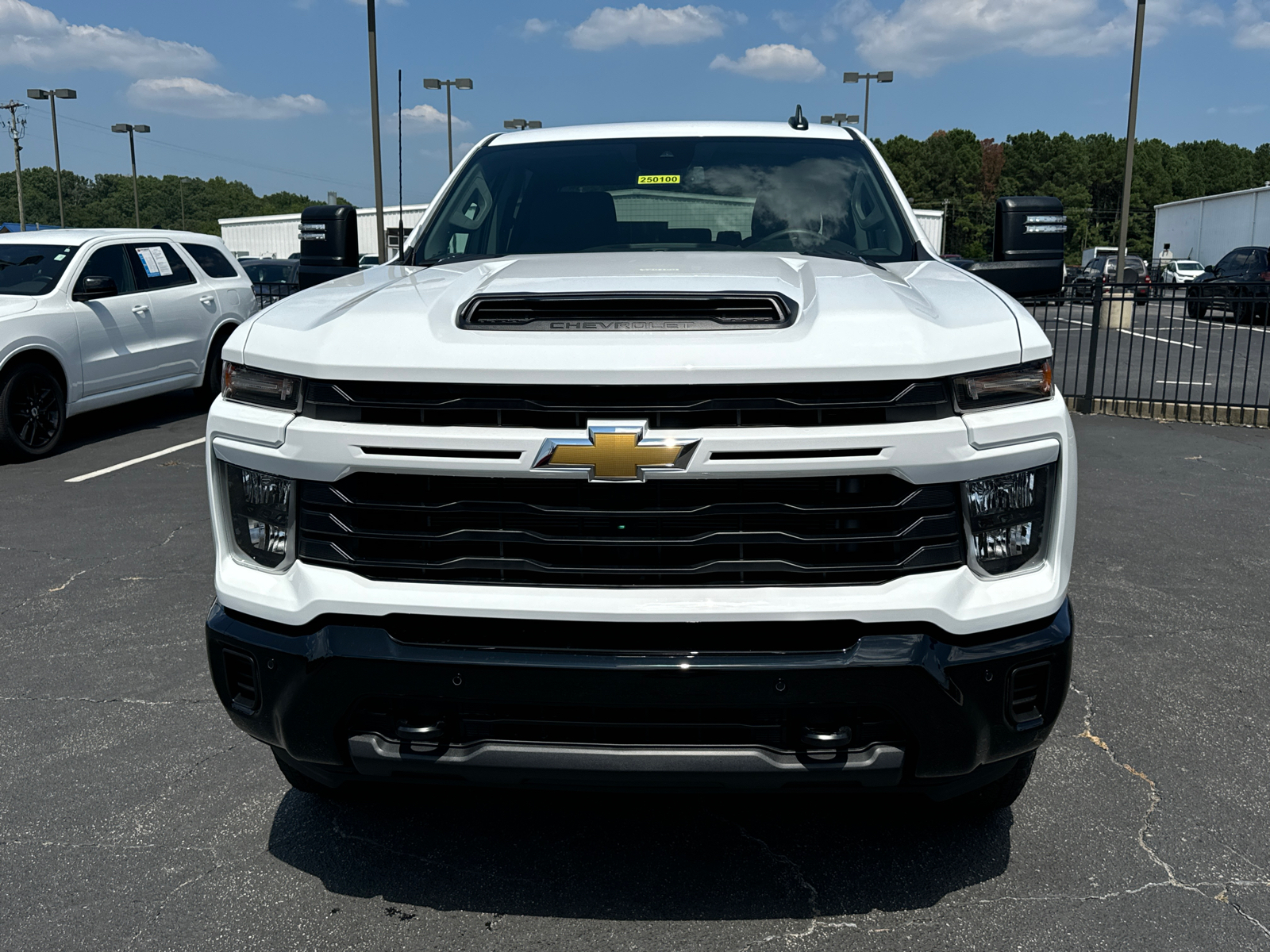 2025 Chevrolet Silverado 2500HD Custom 3