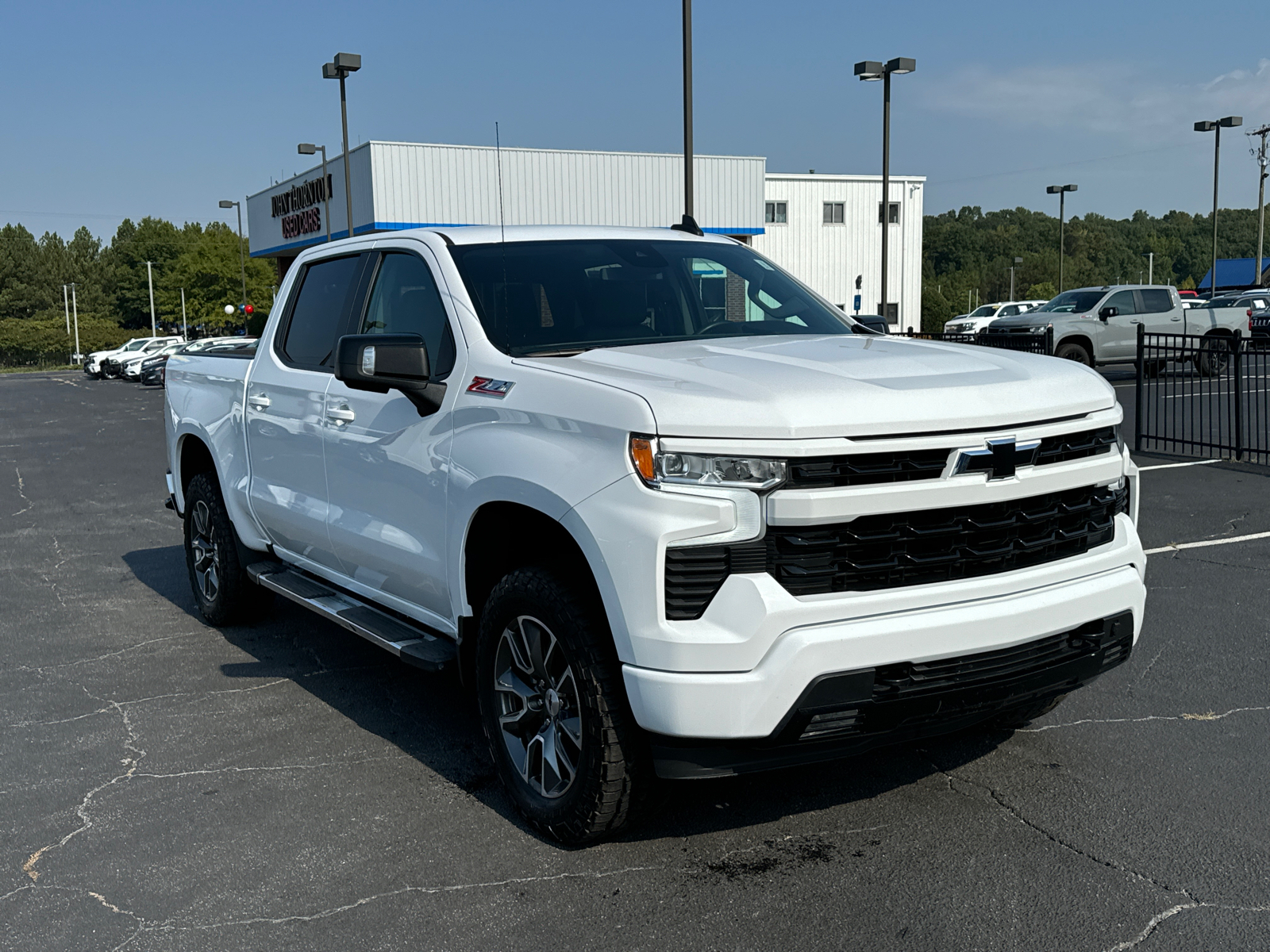 2022 Chevrolet Silverado 1500 RST 4