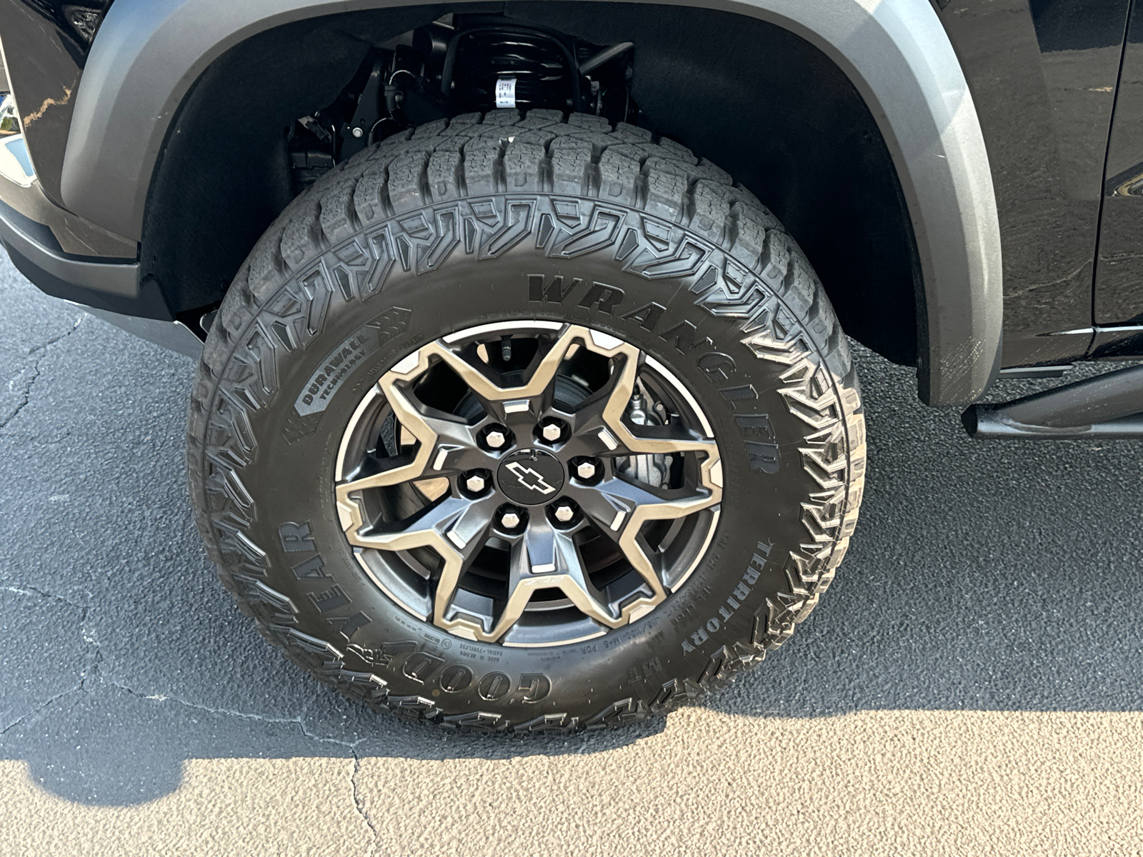 2024 Chevrolet Colorado ZR2 12