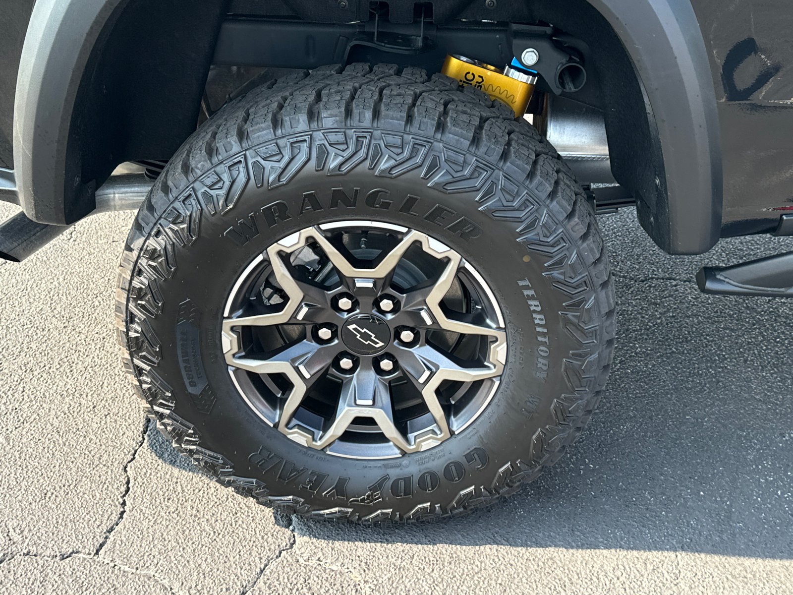 2024 Chevrolet Colorado ZR2 18