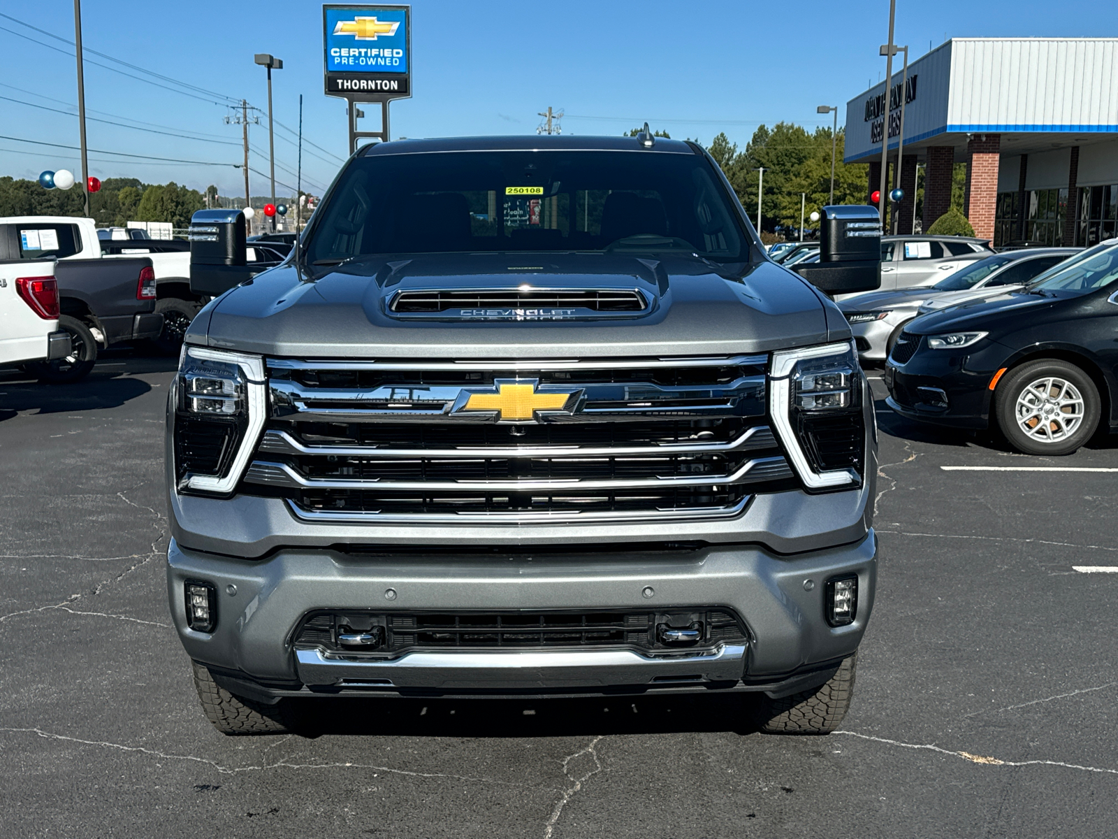 2025 Chevrolet Silverado 2500HD High Country 3