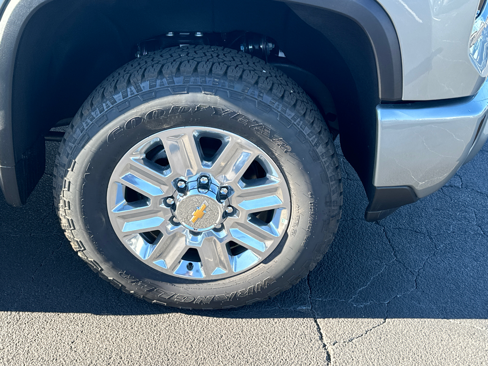 2025 Chevrolet Silverado 2500HD High Country 14