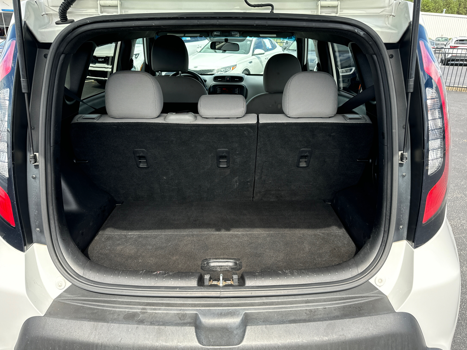 2014 Kia Soul Base 19