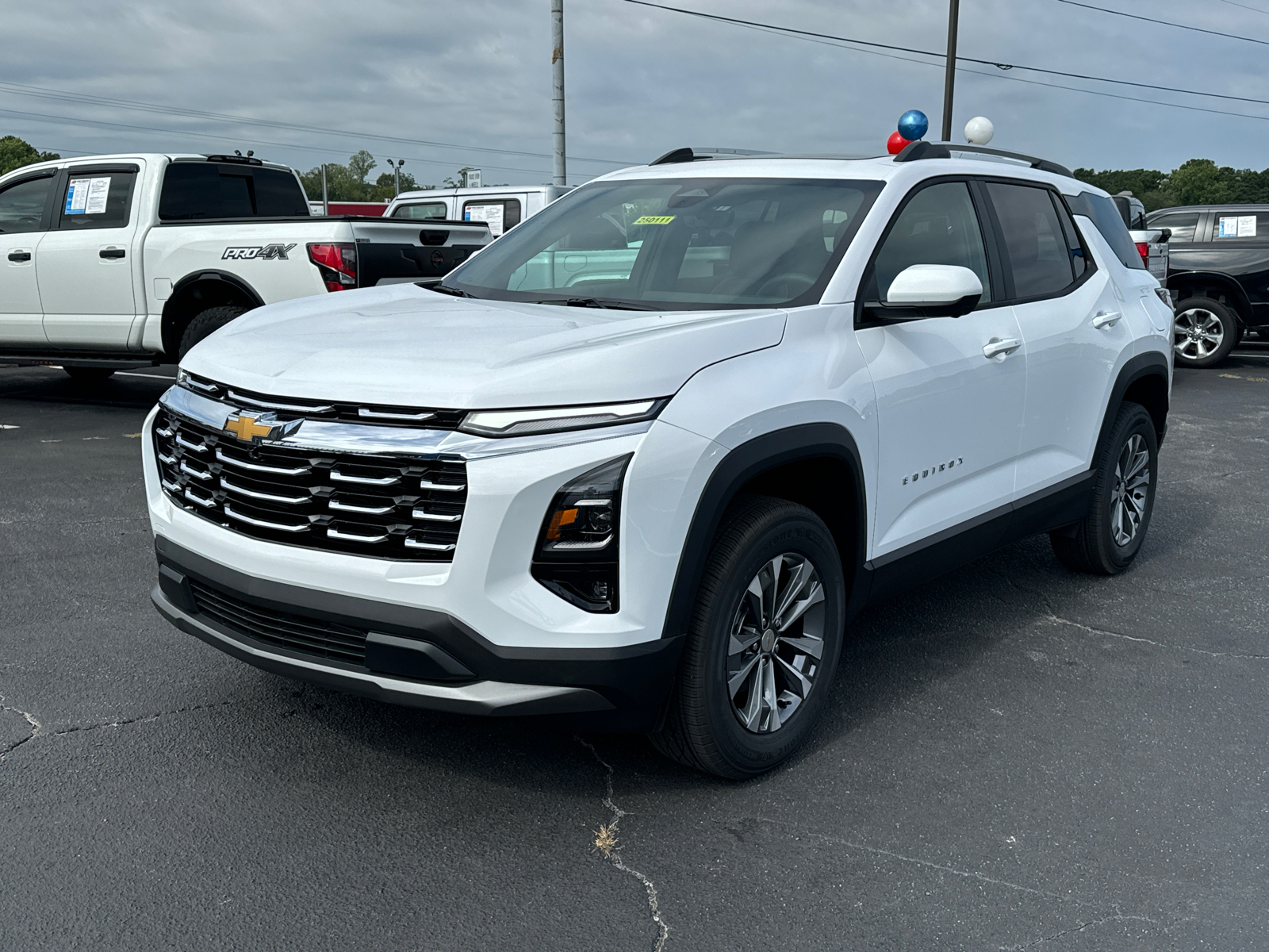 2025 Chevrolet Equinox LT 2