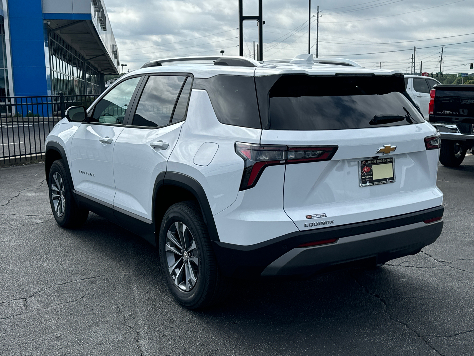 2025 Chevrolet Equinox LT 8