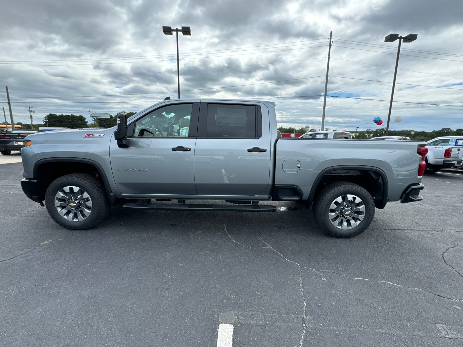 2025 Chevrolet Silverado 2500HD Custom 9