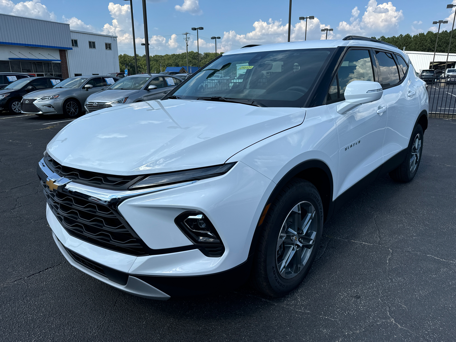 2025 Chevrolet Blazer LT 2