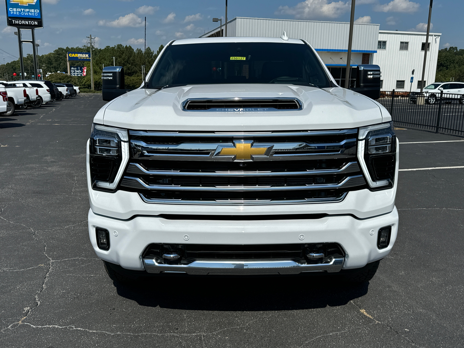 2025 Chevrolet Silverado 2500HD High Country 3