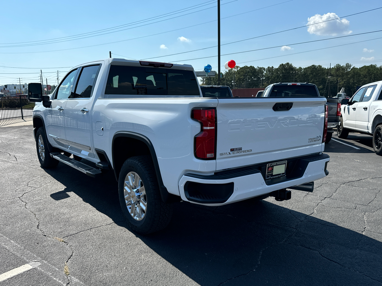 2025 Chevrolet Silverado 2500HD High Country 8