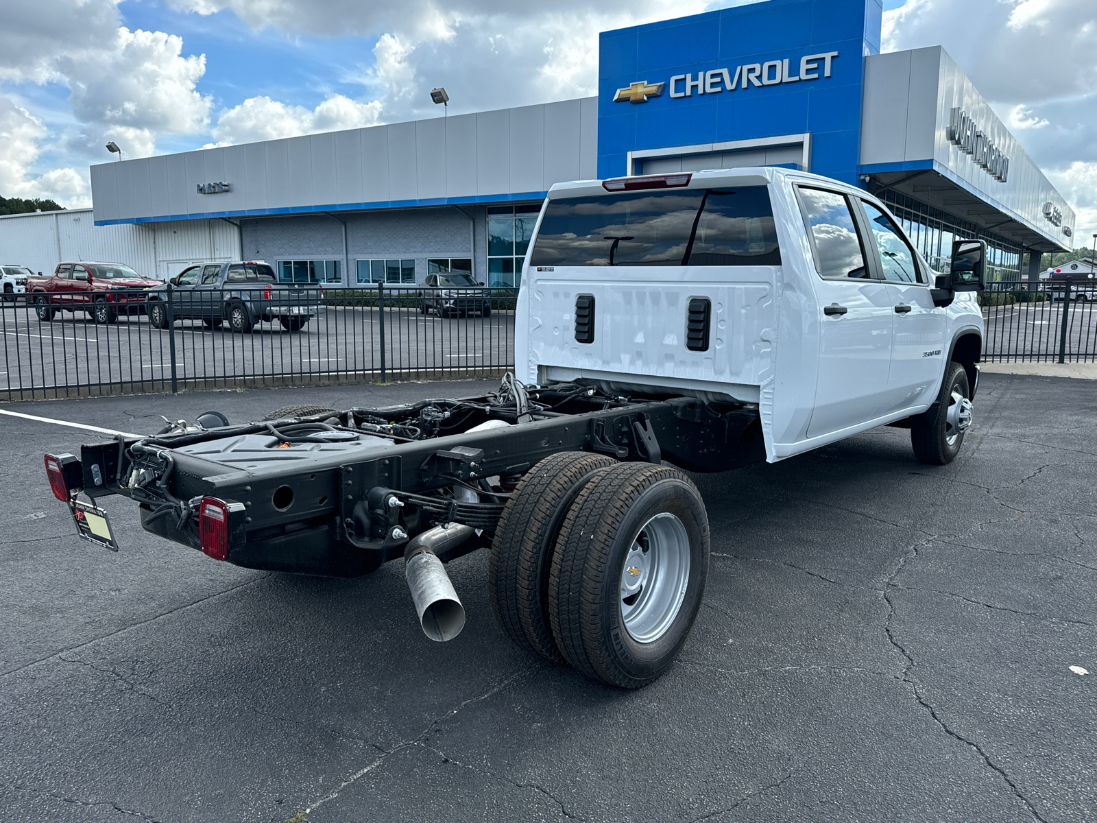 2025 Chevrolet Silverado 3500HD Work Truck 6